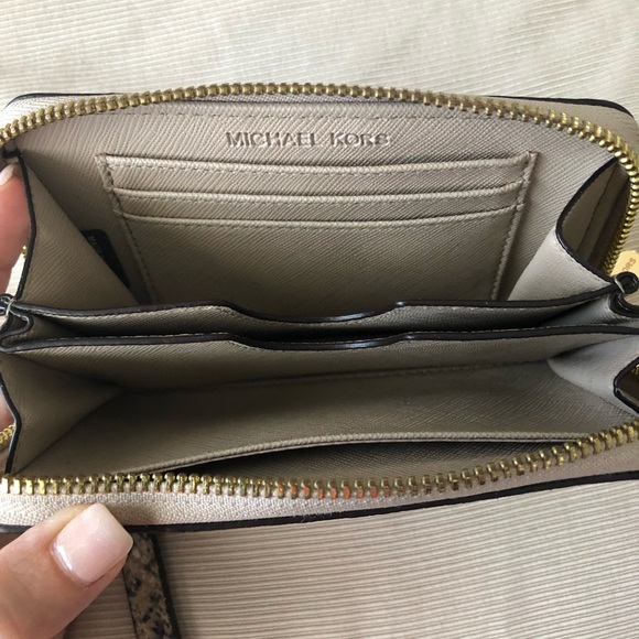 Michael Kors Mini Zip Wallet - Picture 4 of 4